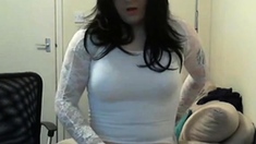 Crossdresser Lydia Lust cumshot