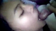 Beautiful Indonesian Babe Gives Blowjob