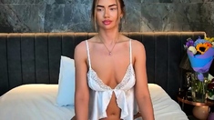 Sexy hottie Anetta Keys enjoys a solo toy masturbation