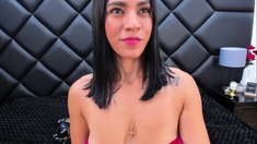 Love Chat Big Boobs Brunette Masturbating For Cam