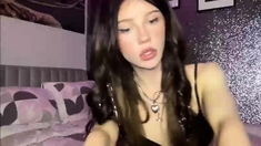 Brunette Couch Webcam Solo Fun Masturbating