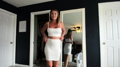 Tantalizing Busty Babe Goes Solo and Masturbates