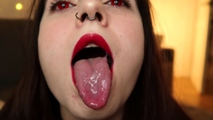 Brunette Solo Webcam Masturbation
