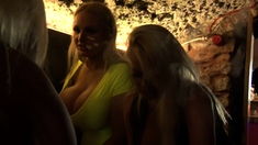 Lesbian big boob MILF Leya Faclon