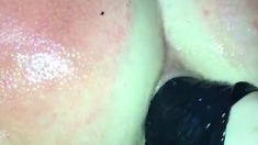 Amateur enjoys being fisted