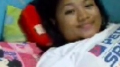 Girl in wite tshirt masterbates